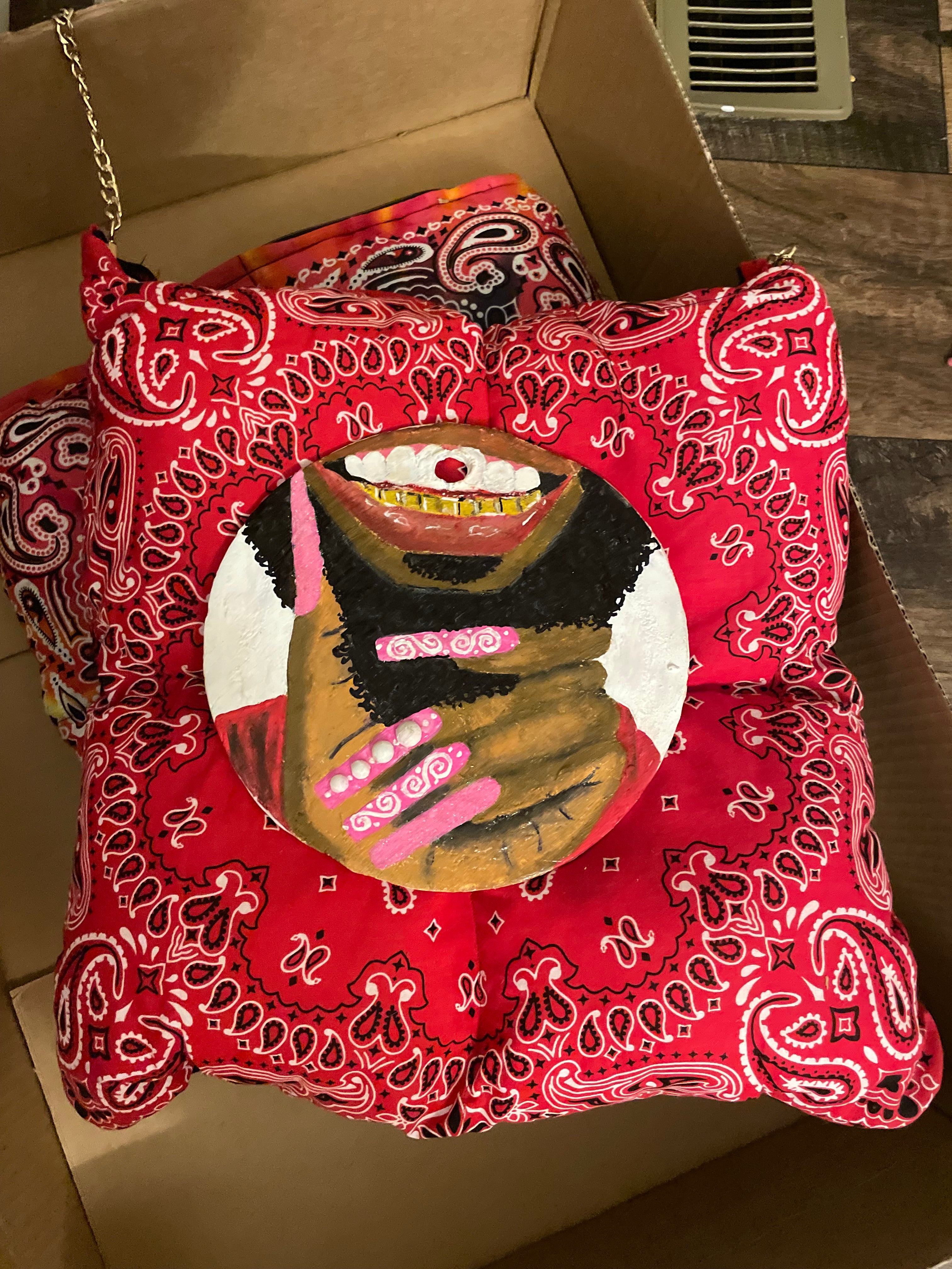 Her Hold | handmade bag included(original)